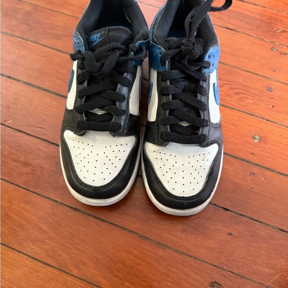 Nike Black and Blue Dunks - Picture 2 of 6